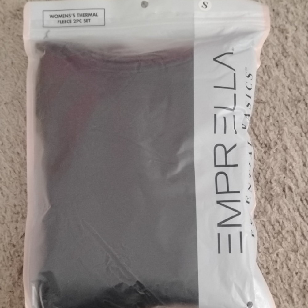 Black Women's 2 Piece Thermal Set